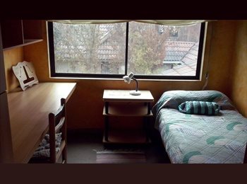 CompartoDepto CL - Habitación cómoda con estacionamiento (No es Lo Hermida), La Florida - CH$270.000 por mes