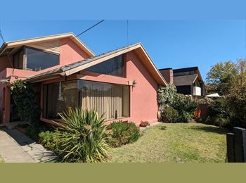 CompartoDepto CL - Pieza amoblada, en las Condes, cerca metro Los Dominicos., La Reina - CH$700.000 por mes