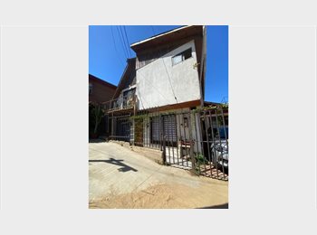 CompartoDepto CL - Arriendo habitación c/baño privado, Valparaíso - CH$300.000 por mes