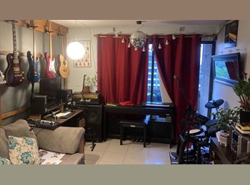CompartoDepto CL - Profesor de música busca roommate, Santiago - CH$200.000 por mes