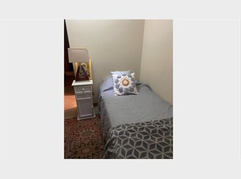 CompartoDepto CL - Arriendo dormitorio amoblado con baño privado, Vitacura - CH$400.000 por mes