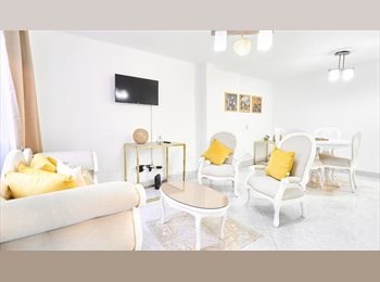 CompartoApto CO - CASA GRANDE CERCA AL POBLADO, Envigado - COP$ 3.000.000 por mes