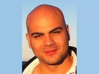 CompartoApto CO - Alejandro - 44 - Medellín