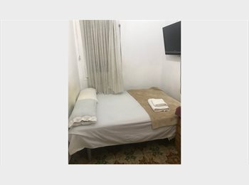 Roomgo ES - CERCA DEL CAMP NOU, TENGO EN ALQUILER UNA HABITACION DOBLE,  EN ZONA COLLBLANC, LES CORTS, L'hospitalet - 850 € por mes