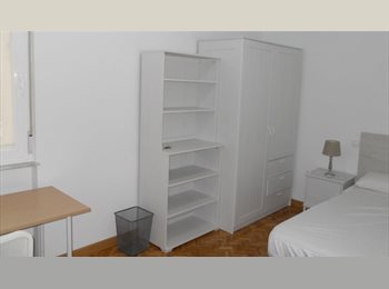 Roomgo ES - Habitacion amplia y confortable, Salamanca - 310 € por mes