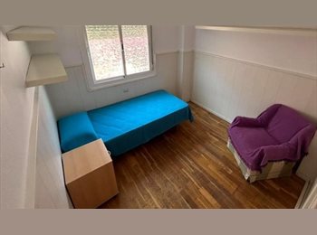 Roomgo ES - Habitación en Tarifa, Tarifa - 450 € por mes