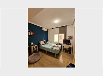 Roomgo ES - Alquiler de habitación doble en Sant Joan Despí, Esplugues - 550 € por mes