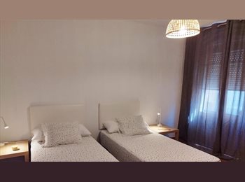 Roomgo ES - Confort y tranquilidad: habitación disponible, Los Cortijillos - 400 € por mes