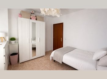 Roomgo ES - BUSCO 2 COMPAÑERXS DE PISO EN MÁLAGA, Malaga - 350 € por mes