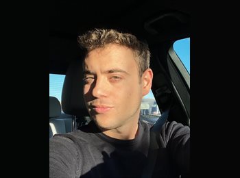 Roomgo ES - Joan - 27 - Valencia