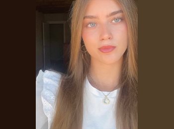 Roomgo ES - Natalia  - 18 - Moncloa