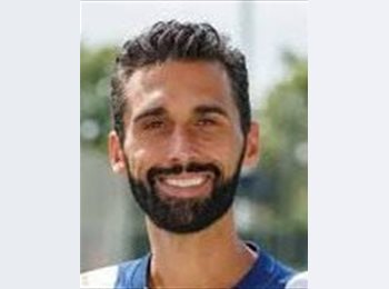 Roomgo ES - Alvaro Lopez - 38 - Valencia