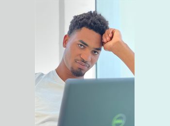 Roomgo ES - Oualid - 26 - Barcelona