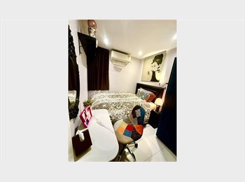 Roomgo HK - Newly renovated shared-flat in Causeway Bay, Wan Chai - HKD11,500 pcm