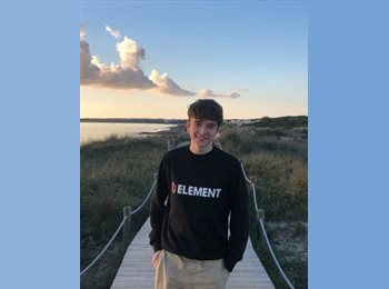 Roomgo HK - Victor - 22 - Quarry Bay