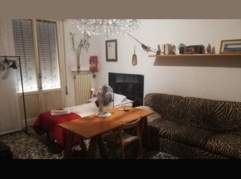 Roomgo IT - Room with private balcony from March/April, Bologna - 550 € al mese