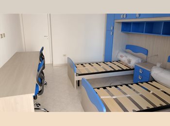 Roomgo IT - POSTO LETTO IN CAMERA DOPPIA, Pioltello - 300 € al mese