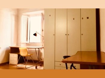 Roomgo IT - Cozy and big room near piazza Santa Croce, Firenze - 600 € al mese