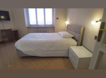 Roomgo IT - STANZA SINGOLA E DOPPIA IN AFFITTO, Torino - 600 € al mese