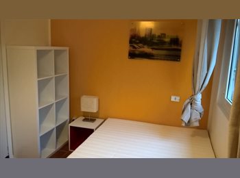 Roomgo IT - Stanza singola con bagno privato in casa in zona Corvetto, Pta Romana - Forlanini - Lodi - 650 € al mese