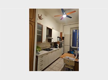 Roomgo IT - 3 STANZE ARREDATE - ESQUILINO, Esquilino S.Lorenzo - 550 € al mese