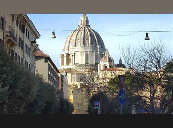 Roomgo IT - Centro Prati S. Pietro Stanza con Bagno, Trastevere-Borgo - 950 € al mese