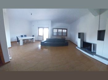 Roomgo IT - STANZA SINGOLA TOR DE' CENCI-SPINACETO-EUR, Acilia-Vitinia - 480 € al mese