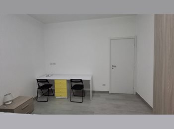 Roomgo IT - Affitto stanza, Corsico - 600 € al mese