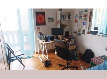 Roomgo IT - Stanza matrimoniale libera, Marconi-Ostiense - 700 € al mese