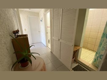 Roomgo MX - Habitación en Casa Residencial Playas de TJ, Tijuana - MX$5,000 por mes
