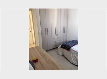 Roomgo MX - Cuarto Renta Puerta Verona Saval, Corregidora - MX$3,000 por mes