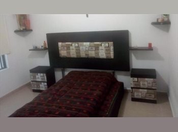 Roomgo MX - Renta devhabitación semi equipada, Corregidora - MX$3,300 por mes