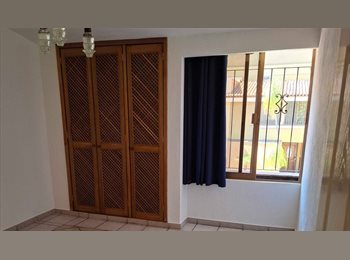 Roomgo MX - Habitacion para 1 persona cerca de Plaza del Sol en Condominio, Zapopan - MX$6,000 por mes