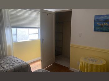 Roomgo MX - Cuarto amueblado para mujer a 5 minutos de la torre BBVA, Reforma, Cuauhtémoc - MX$4,800 por mes