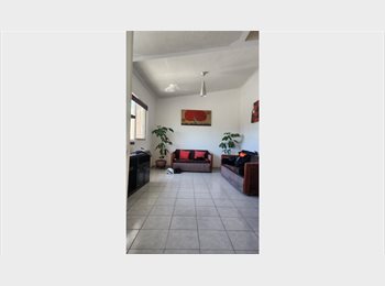 Roomgo MX - Depa amueblado centrico, Querétaro - MX$8,000 por mes