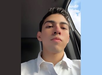 Roomgo MX - Mosiah Bernal  - 23 - San Luis Potosí