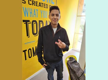 Roomgo MX - Adolfo  - 18 - Guadalajara