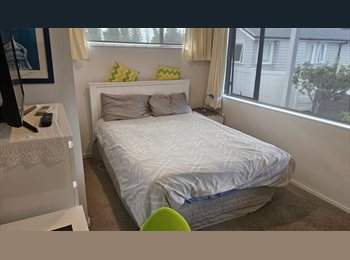 Roomgo NZ - Fully furnished modern home, Auckland - $300 pw