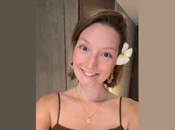 Roomgo NZ - Fanny - 27 - Queenstown