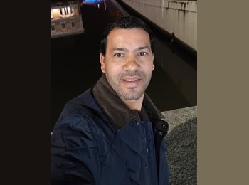 Roomgo PT - Edir - 45 - Porto