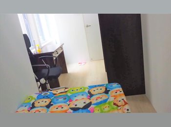 Roomgo SG - BIG window room, heart of tiong bahru. Room code: tbrw2., Outram Park - $1,100 pm