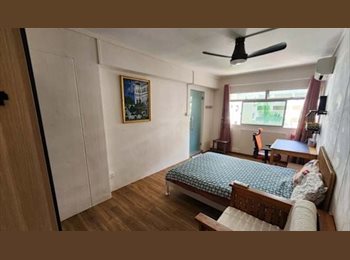Roomgo SG - Large Master Bedroom for Ladies, Woodlands - $1,050 pm