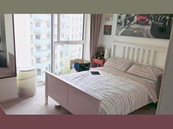 Roomgo UK - Spacious double room in East Village E20, Stratford - £920 pcm