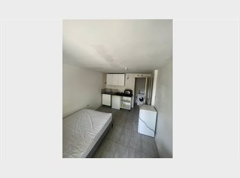 Roomgo UK - Fully furnished studio flat with all bills included!, Cherry Hinton - £1,100 pcm