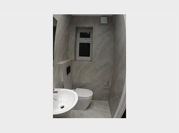 Roomgo UK - Beautiful fully furnished studio, West Drayton - £1,200 pcm