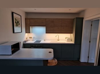 Roomgo UK - Stunning Studio 30 seconds walk to station - All bills included, Foots Cray - £1,400 pcm