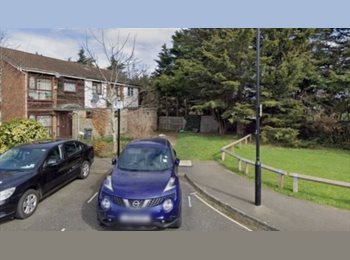 Roomgo UK - Single Room for Student or Female Preferably, Osterley - £550 pcm