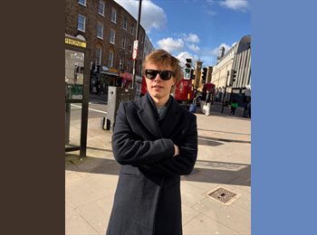 Roomgo UK - Frederick - 18 - Charing Cross