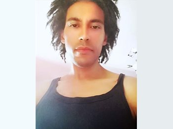 Roomgo UK - Valerio - 42 - Birmingham