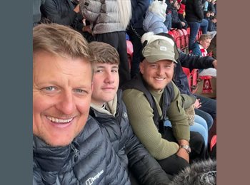 Roomgo UK - Peter - 44 - Cowes